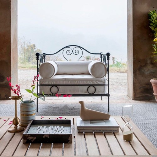 Aurora Unopiù armchair