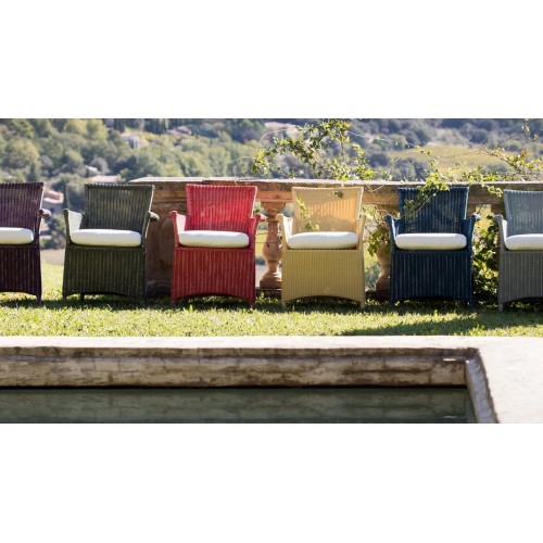 Capri Unopiù chair with armrests