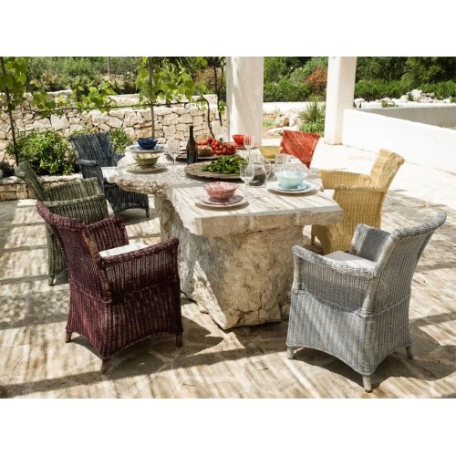 Capri Unopiù chair with armrests