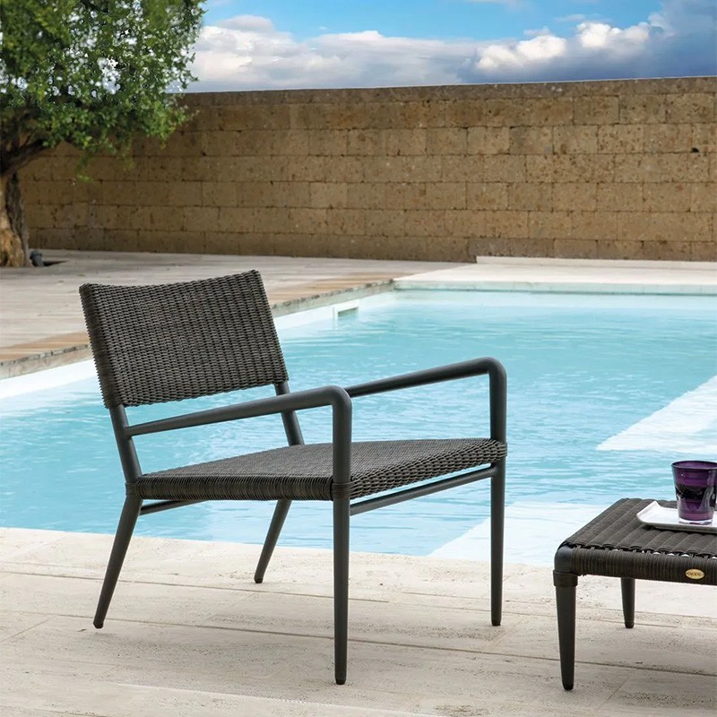 Experience Unopiù armchair