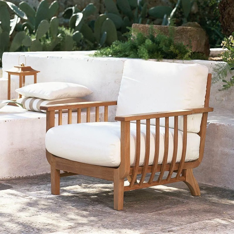 Chelsea Unopiù armchair