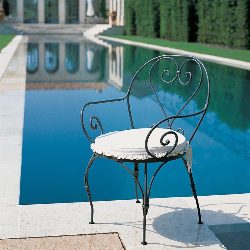 Aurora Unopiù Chair with armrests