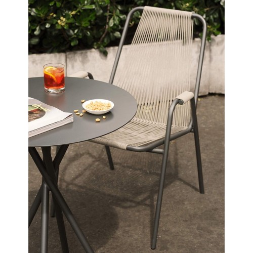 Coco Unopiù Chair with armrests