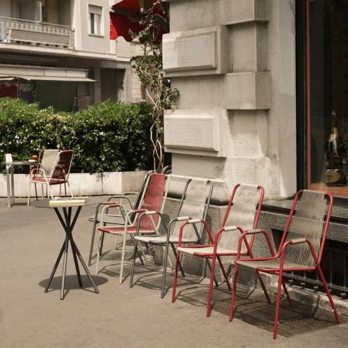 Coco Unopiù Chair with armrests