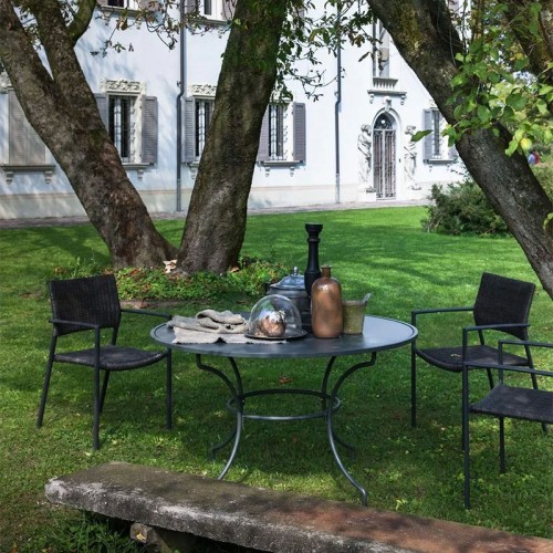 Experience Unopiù Chair with armrests