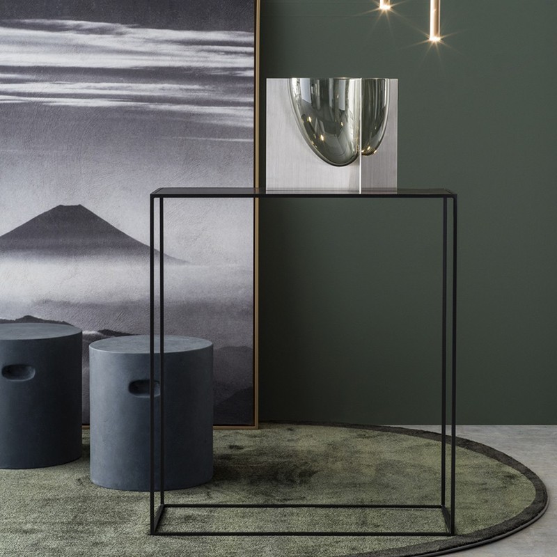 Tulip 80 Console by Adriani e Rossi