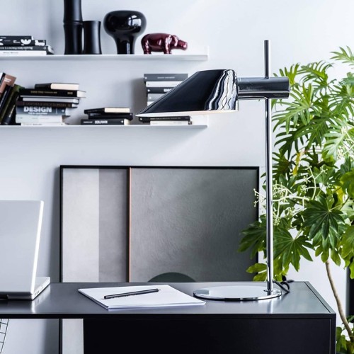 Segno Wall Shelf by Adriani e Rossi