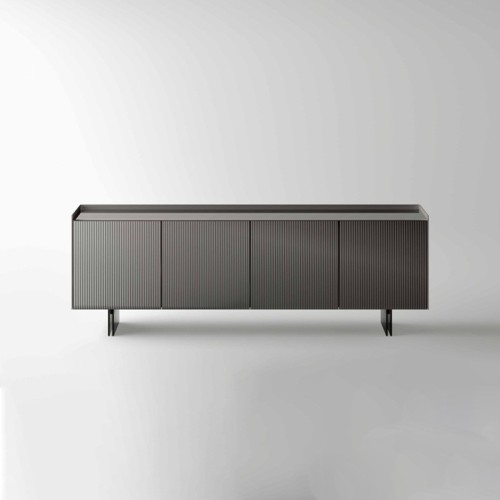 Aterea Tonelli Design sideboard with mirrored glass doors