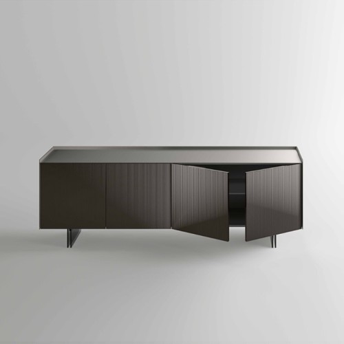 Aterea Tonelli Design sideboard with mirrored glass doors