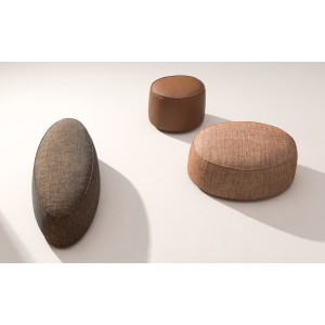 pond-desiree-pouf