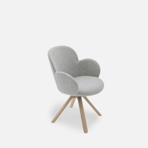 Tulp upholstered armchair by Moroso – Exclusive Discounts