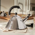 9093 Kettle by Alessi  | Arredare Moderno
