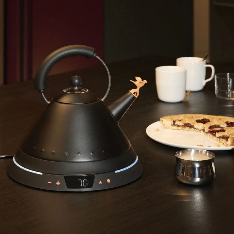 MG32 Alessi Electric Kettle | Arredare Moderno
