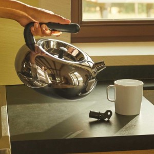 BulBul Kettle by Alessi | Arredare Moderno
