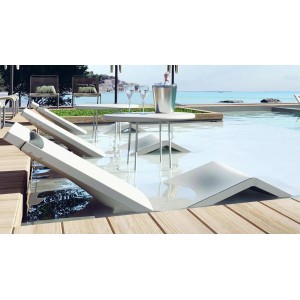 aqua-serralunga-lounger-outlet