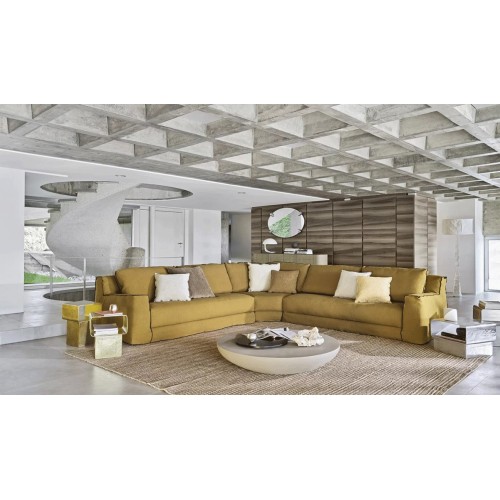 Kira Gervasoni Mirror