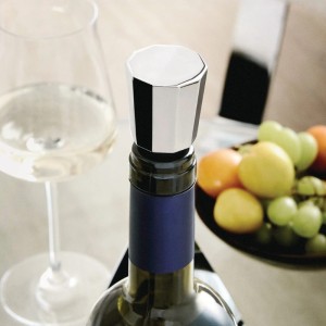 eugenia-alessi-plastic-bottle-stopper