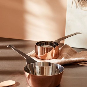 la-cintura-di-orione-alessi-saucepan-with-lid