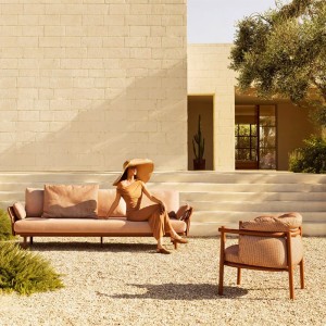 allegra-varaschin-lounge-chair