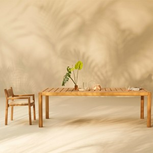 Gianna Iroko Varaschin Table