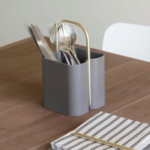 Ply Geelli Container