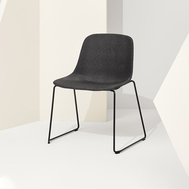 Pure Loop Binuance Maxi sled Infiniti Design Chair
