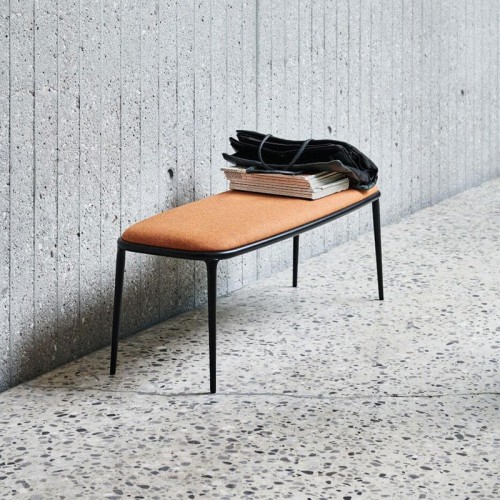Lea B2 M TS Midj Ottoman Pouf