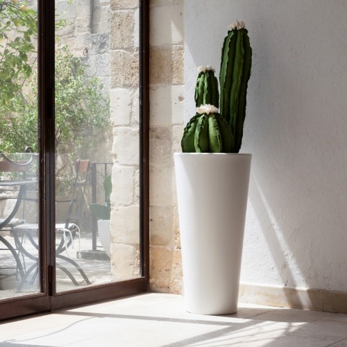 Gotico Kloris Vase - Vase - Sleek and Elegant