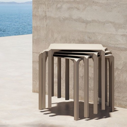 Quartz Vondom square table