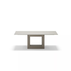 Vela Vondom illuminated table