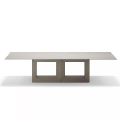 Vela Vondom illuminated table