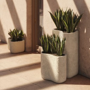 milos-vondom-outdoor-planter