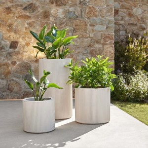 gatsby-vondom-cylindrical-planter