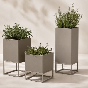 vela-nano-vondom-illuminated-planter