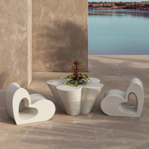 Agatha Vondom Planter