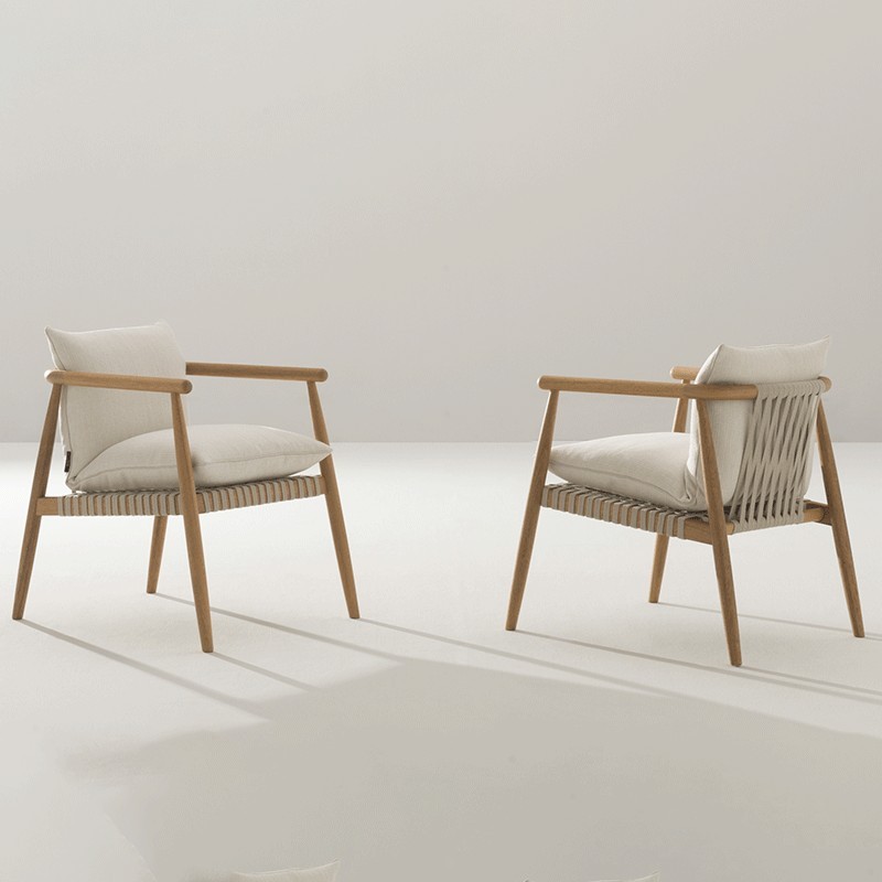 Karin Désirée Chair with armrests