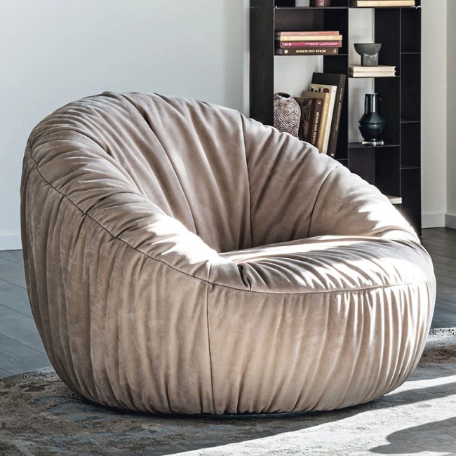 Peggy Turn Cattelan Italia Armchair