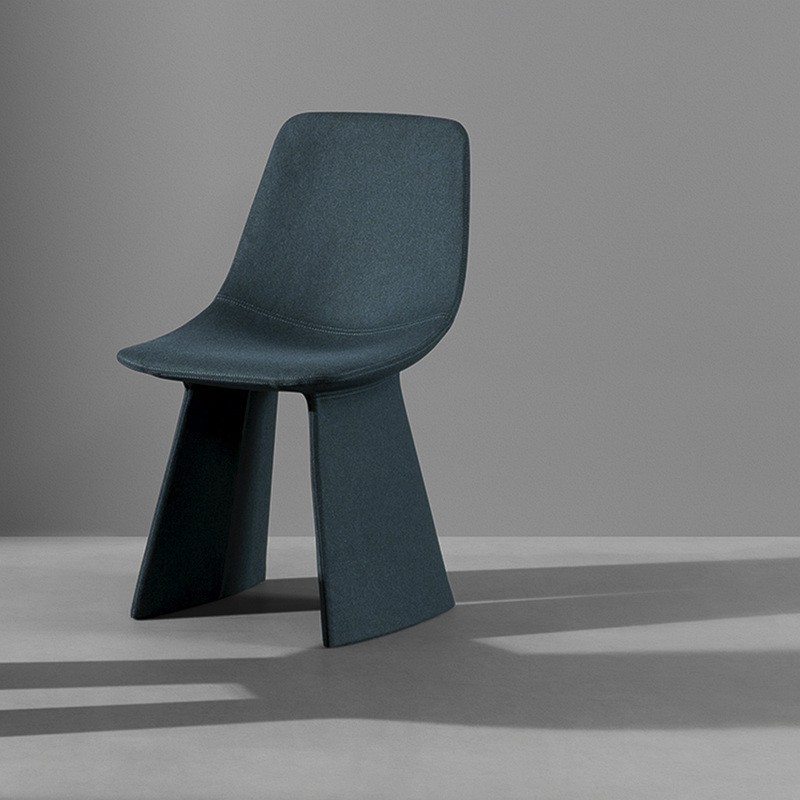 Agea Upholstered Chair Bonaldo