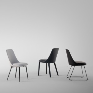 chair-itala-si-bonaldo-with-sled-base