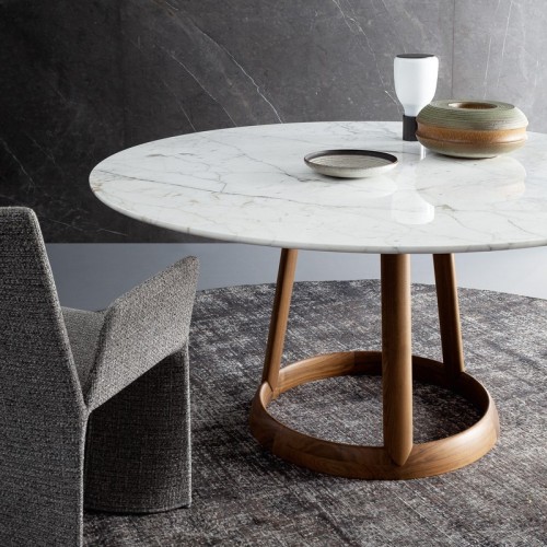 Ketch upholstered chair by Bonaldo with covered legs