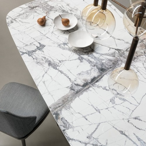 Mida high-back upholstered chair by Bonaldo