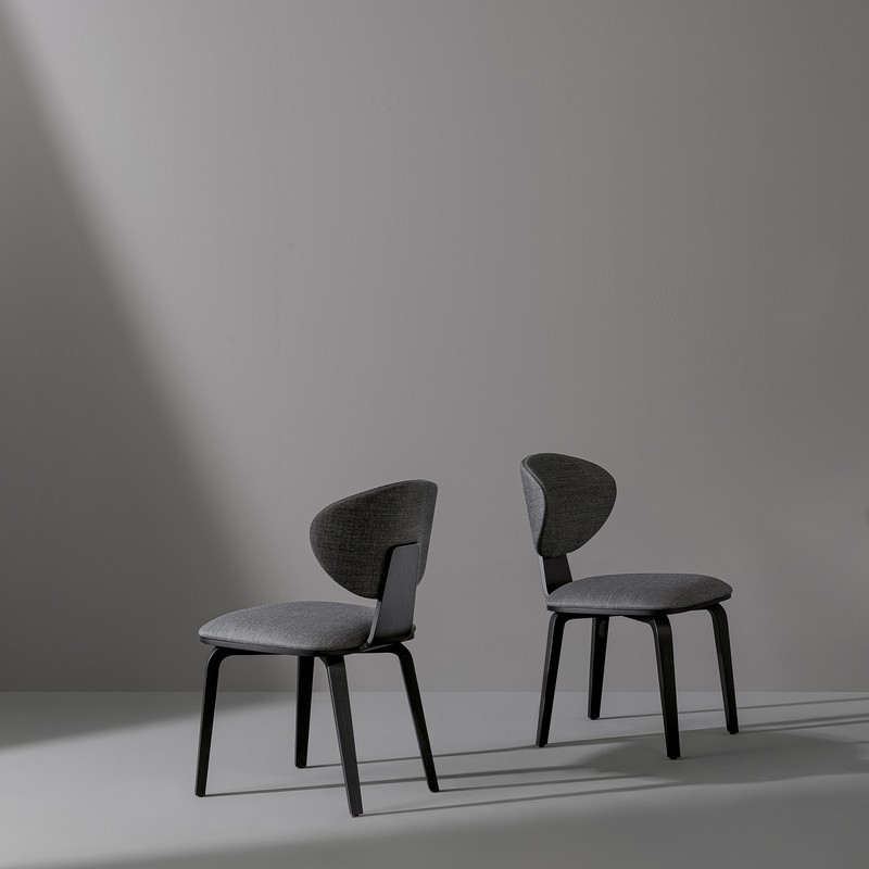 Olos Chair Met by Bonaldo with metal legs