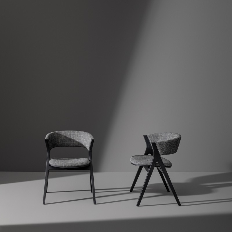 Remo upholstered chair by Bonaldo