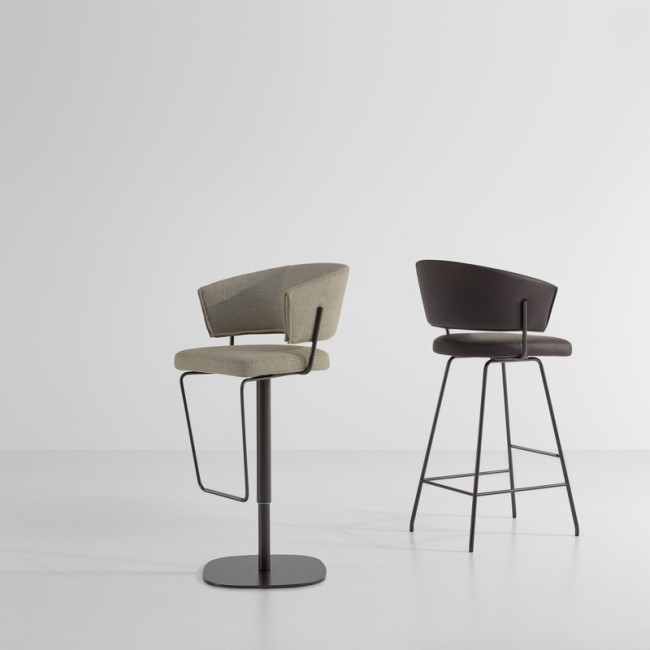Bahia Too swivel stool by Bonaldo