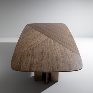 geometric-table-400-bonaldo-table