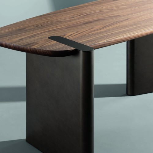 Flatiron Bonaldo Executive Desk
