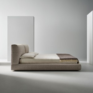 Belloalto Bed Bonaldo Bed by Gabriele and Oscar Buratti