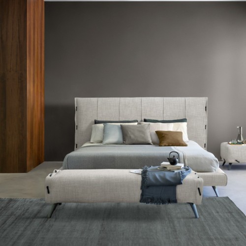 Cuff Bonaldo Bed by Mauro Lipparini