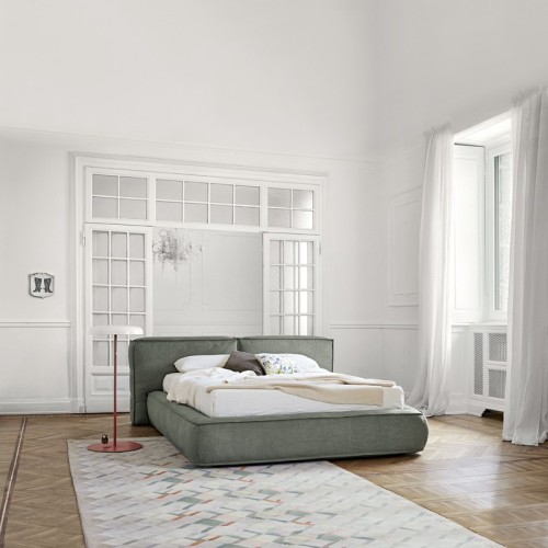 Fluff Bonaldo Bed by Mauro Lipparini