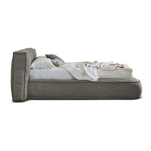 Fluff Bonaldo Bed by Mauro Lipparini